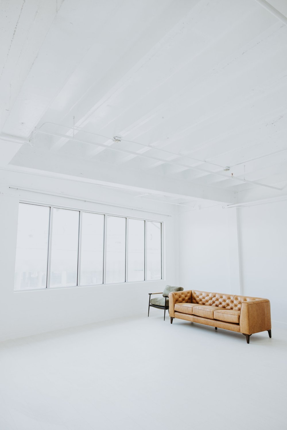 The Lumen Room – San Antonio: White